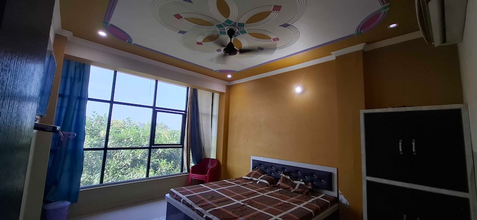 SPOT ON Hotel city palace, Budaun, Budaun