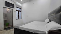 SPOT ON Hotel Krishna Residency