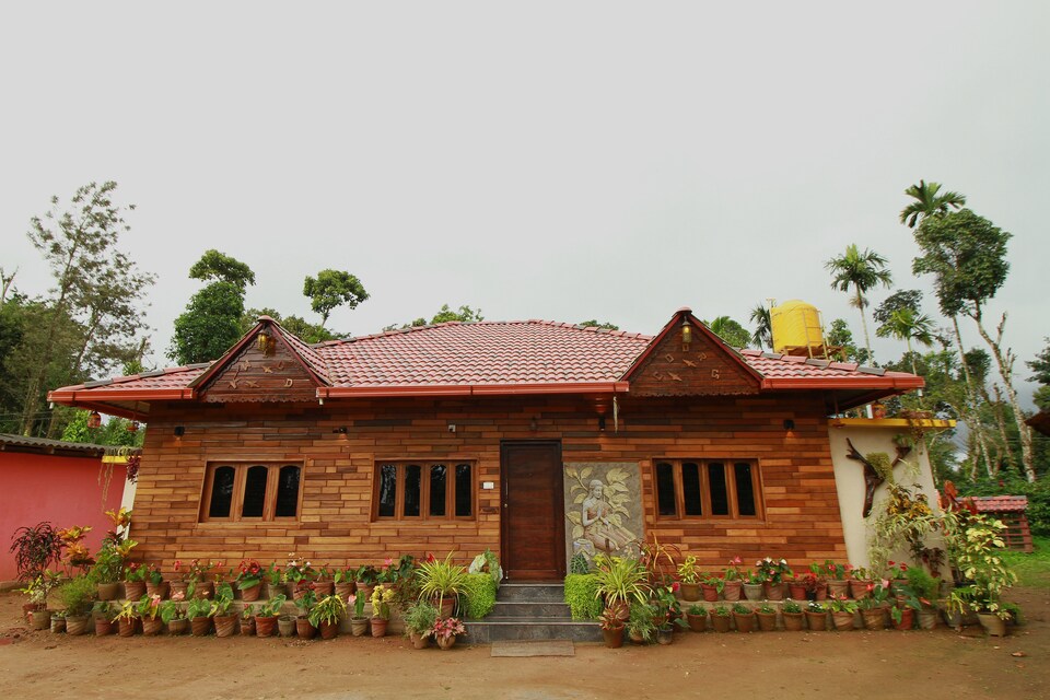 OYO Home 16451 Cozy Estate Stay, Madikeri, Coorg
