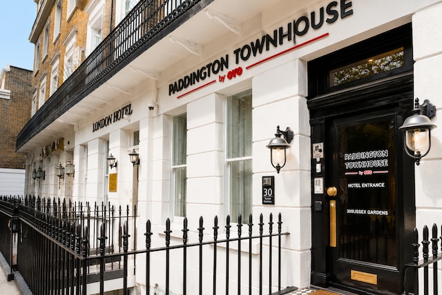 Paddington Townhouse by OYO