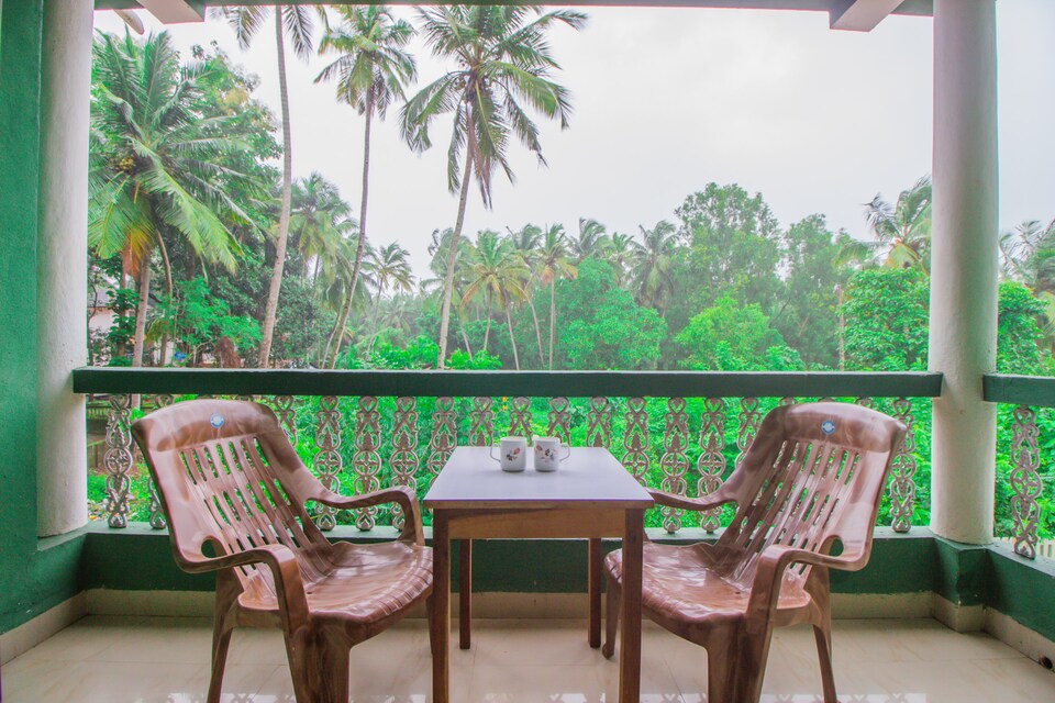 OYO 16474 Home 2BHK Green View Majorda Beach, South Goa, Goa