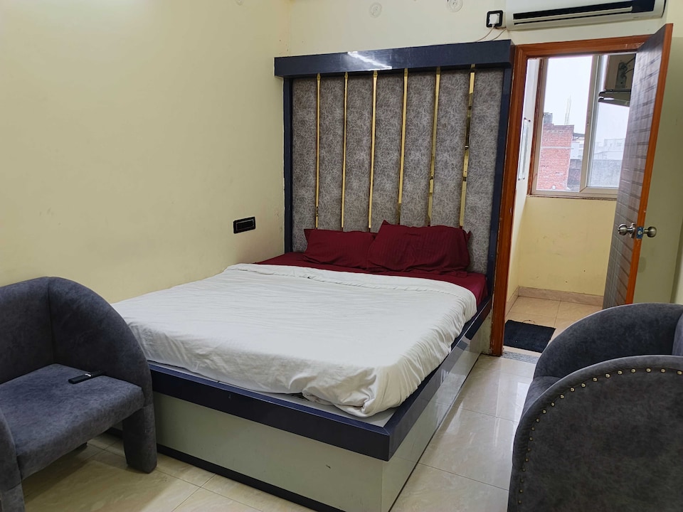 Hotel O The Friends Table Guest House, Sarnath Varanasi, Varanasi