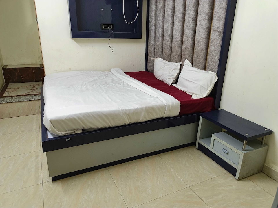 Hotel O The Friends Table Guest House, Sarnath Varanasi, Varanasi