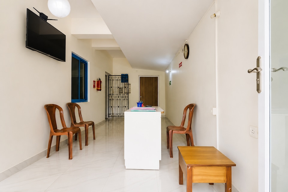 Spot On Joeys Place, Porvorim Goa, Goa