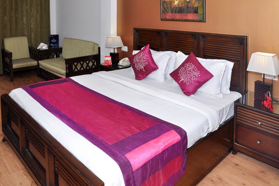 OYO 2758 Hotel Baljees Regency, The Mall Road-Shimla, Shimla