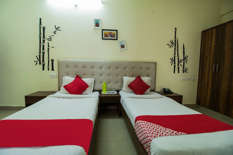 Live on HYD1605 , Madhapur-II, Hyderabad