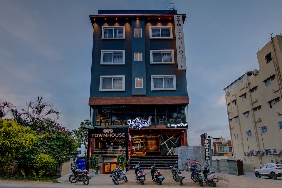 OYO Townhouse 040 Global Village Tech Park, Kengeri - Rajarajeshwari Nagar Bangalore, Bangalore