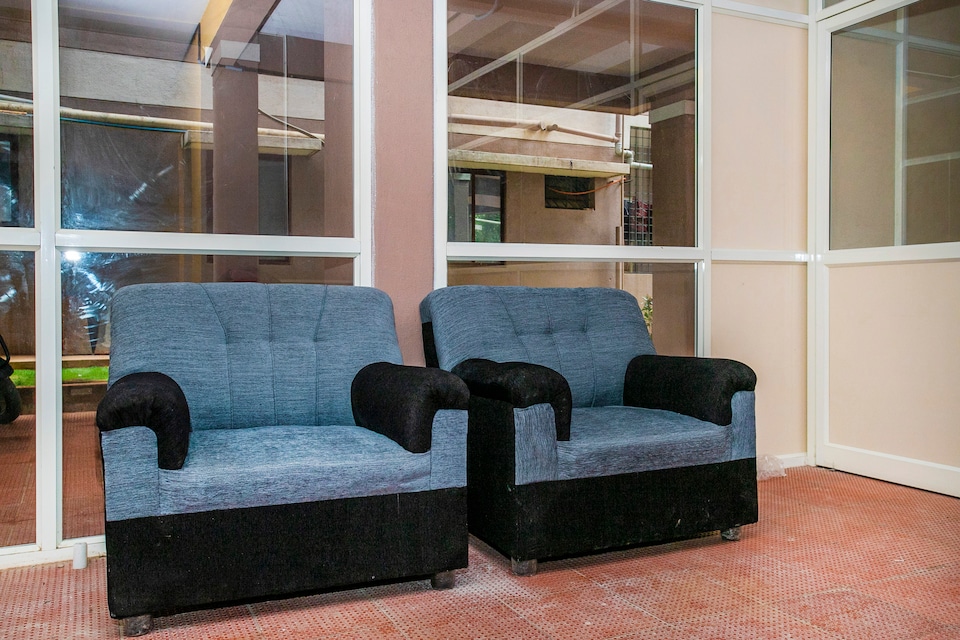 OYO 16500 Airport Royal Comforts, Airport Road Bangalore, Bangalore