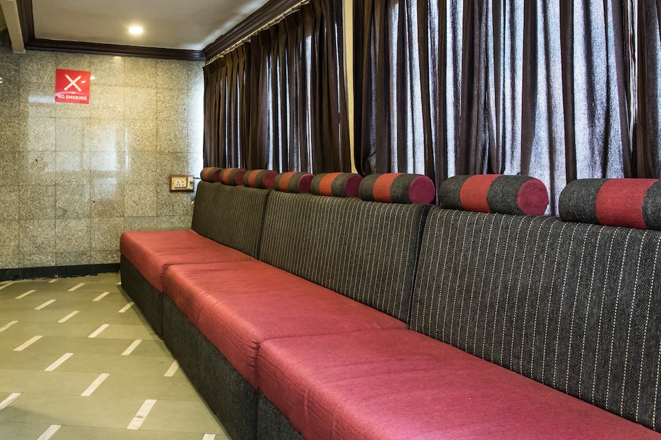 OYO Hotel Chanakya, Station Road - Indore, Indore