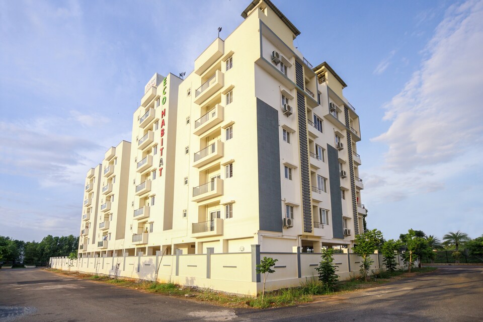 Capital O 16507 The Lawns, Sricity, Chennai