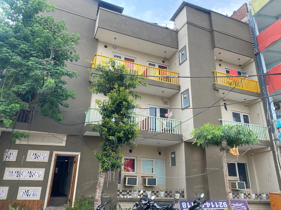 Hotel O Douminati Homes, Sohna Road, Gurgaon
