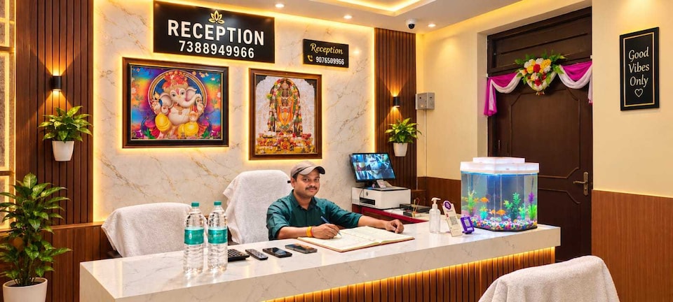 Spot On Hotel Mannat, Chowk Allahabad, Prayagraj