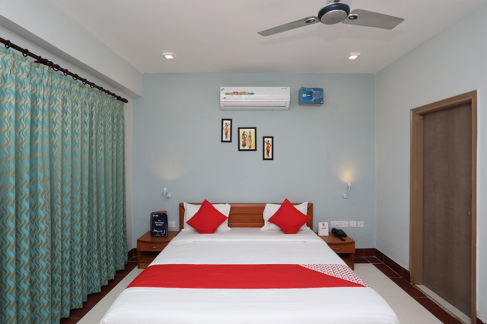 Capital O 16522 Hotel Sidhartha International, Baliapanda Puri, Puri