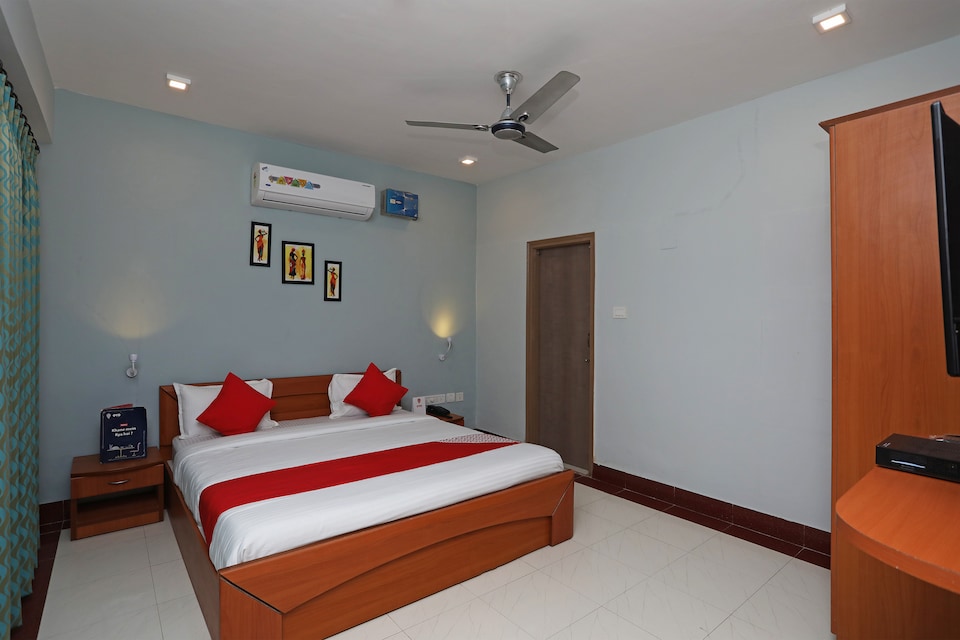 Capital O 16522 Hotel Sidhartha International, Baliapanda Puri, Puri