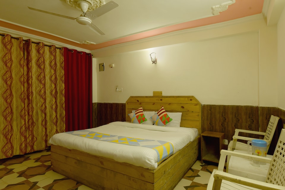 OYO Home 16524 Cozy Family Stay, Mall Road Manali, Manali