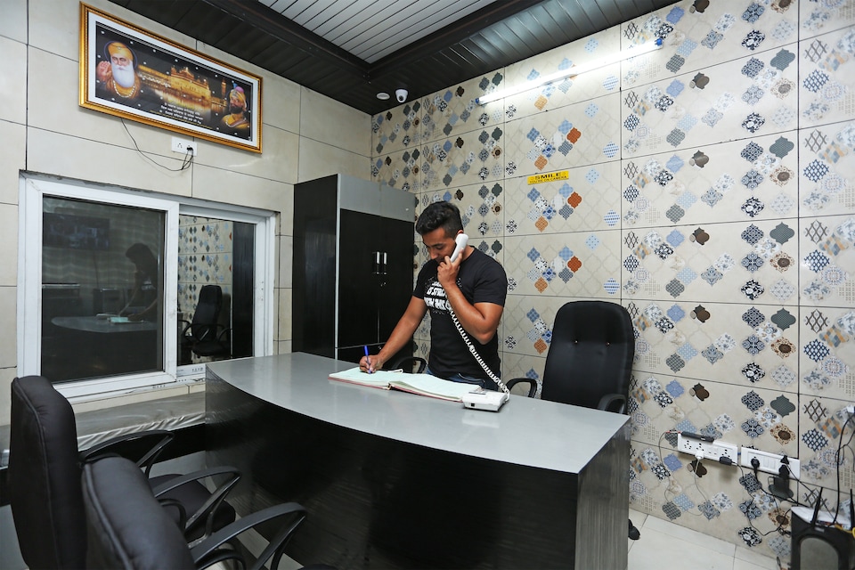 OYO 16534 Hotel HR Residency, Rajpur Road Dehradun, Dehradun