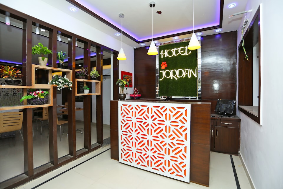 Collection O 16544 Hotel Primeland, Shilpgram, Agra