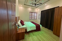 OYO 848031 Honeymoon Holidays