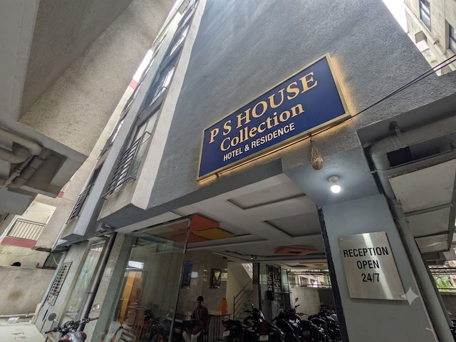 Hotel O P S HOUSE Collection