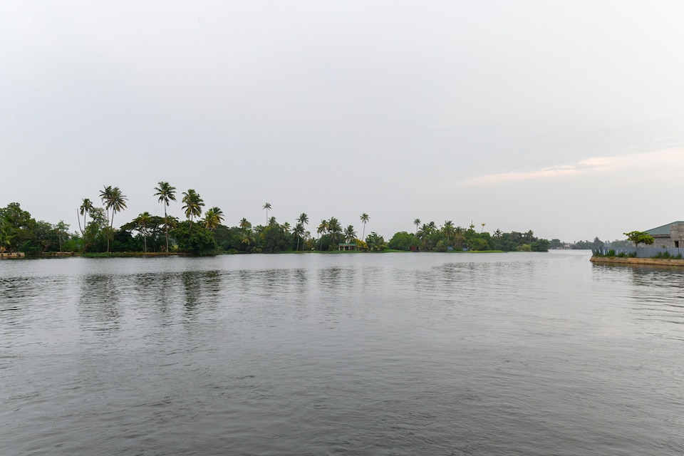 OYO Home 16563 Finishing Point Houseboat, Alappuzha Town Alappuzha, Alappuzha