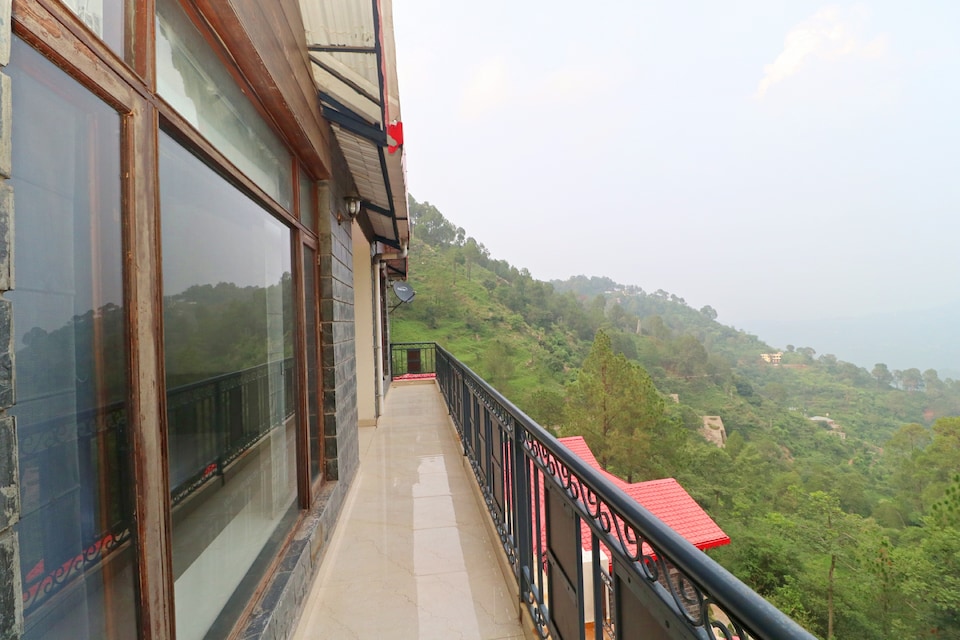 OYO Home 16567 Nature Pride Villa, Kasauli, Kasauli