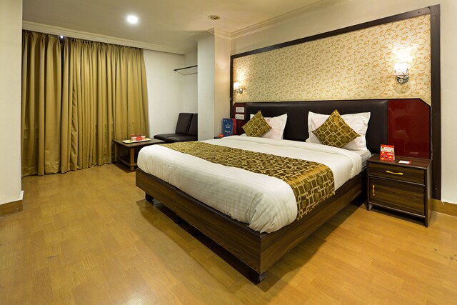 OYO Hotel Hyderabad Heights Near Birla Mandir