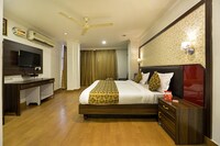 OYO Hotel Hyderabad Heights Near Birla Mandir
