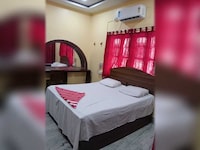 Hotel O Ghosh Guest House