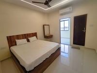 Hotel O Veera Dine & Banquet