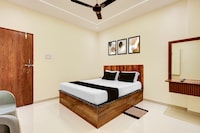 Hotel O Veera Dine & Banquet