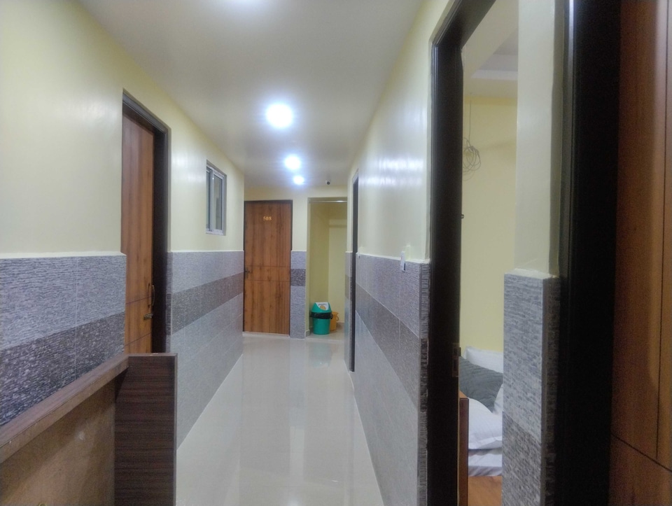 Hotel O MG Grand International, Sakchi Jamshedpur, Jamshedpur