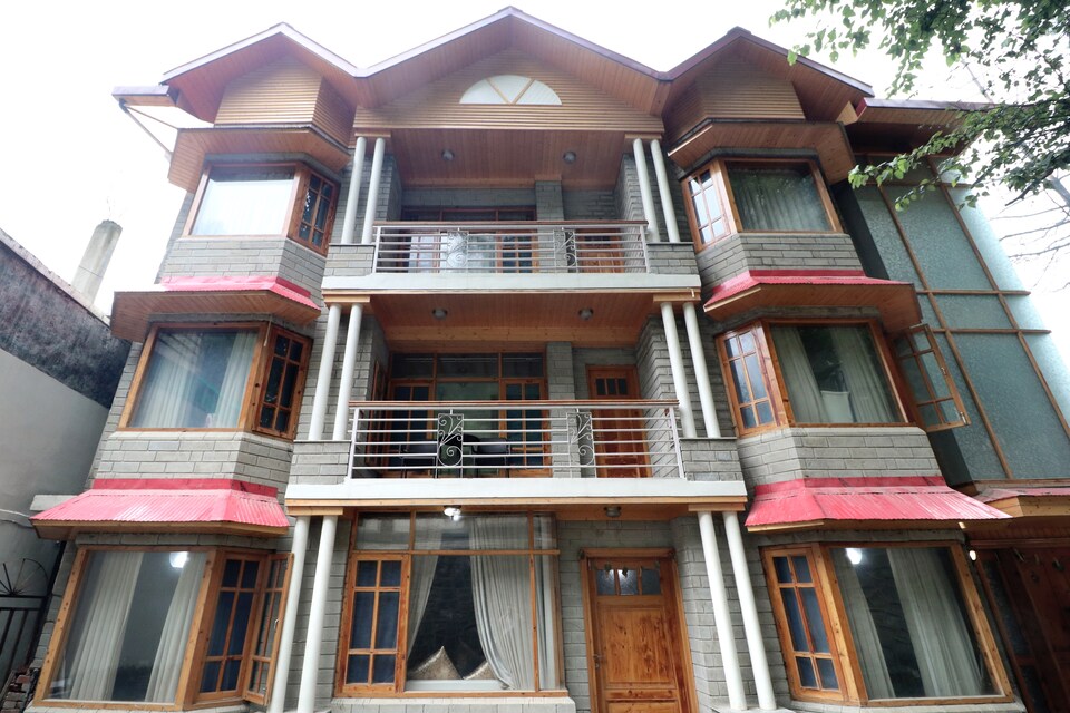 OYO 16588 Home Cozy 2BHK Mashobra, Mashobra-Naldera, Shimla