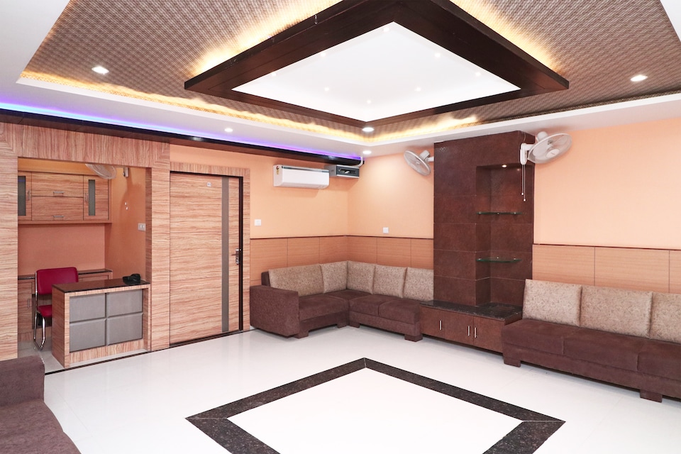 Capital O Hotel Sapphire Inn, Rapti Nagar Gorakhpur, Gorakhpur