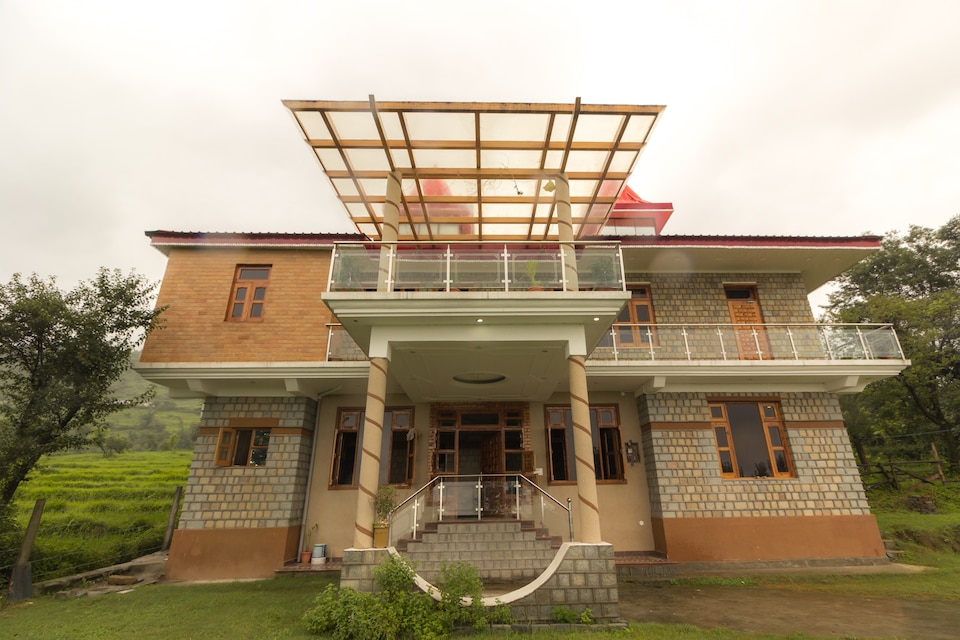 OYO Home 16593 Luxury Galaxy Studio, Dharamshala, Dharamshala