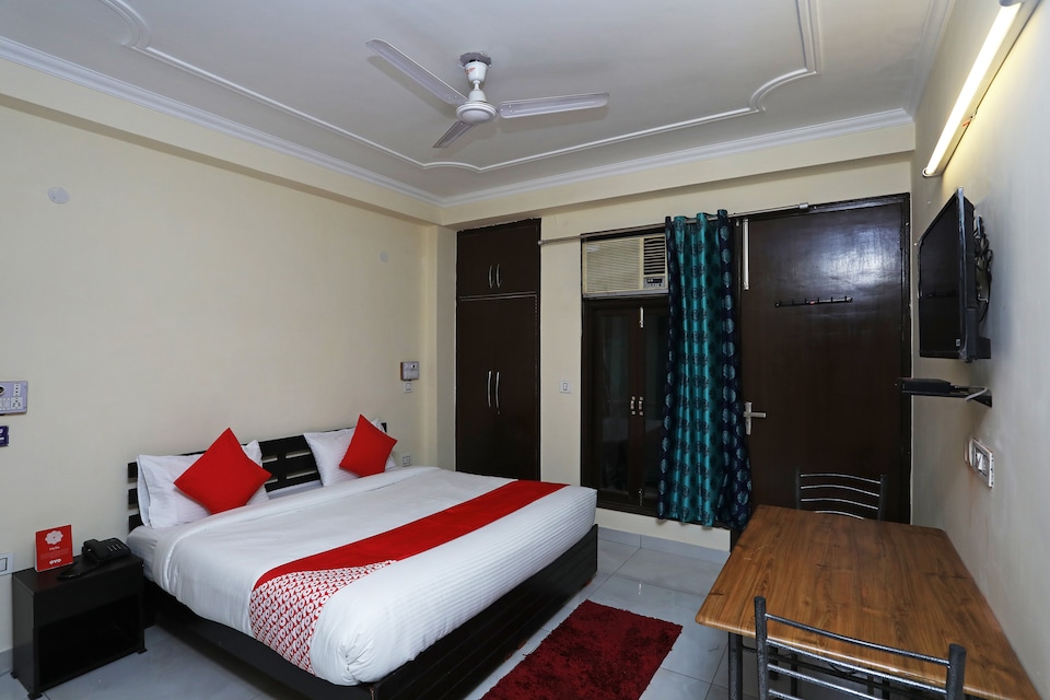 OYO 16603 Capsule Den, Chhatarpur Delhi, Delhi