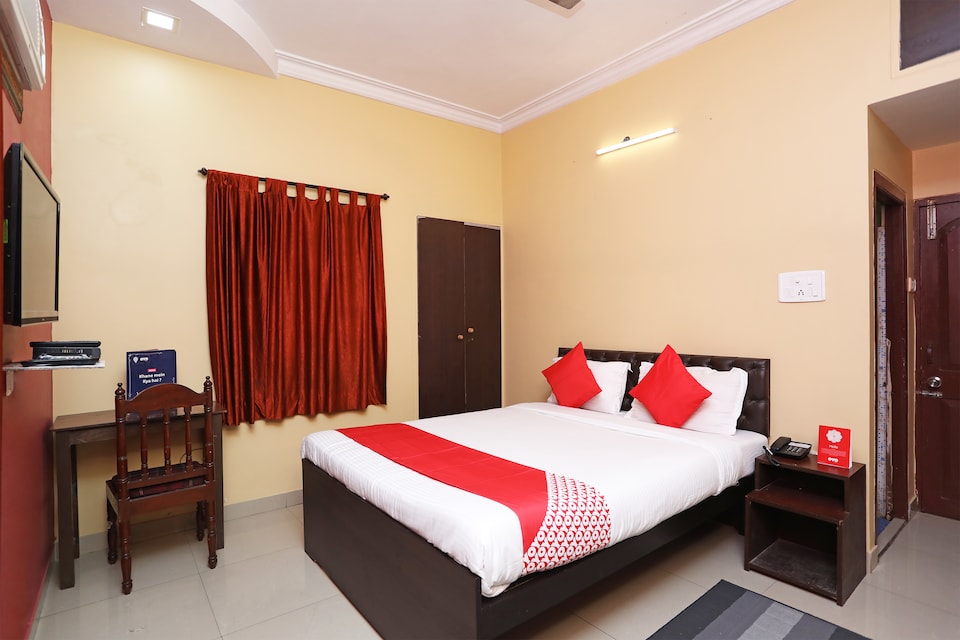 OYO 16616 Springwoods Residency, Salt Lake Kolkata, Kolkata