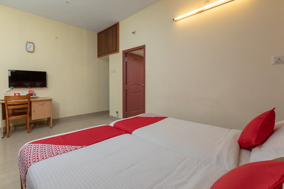 OYO 16622 Vasantham Guest House, Airport Chennai, Chennai