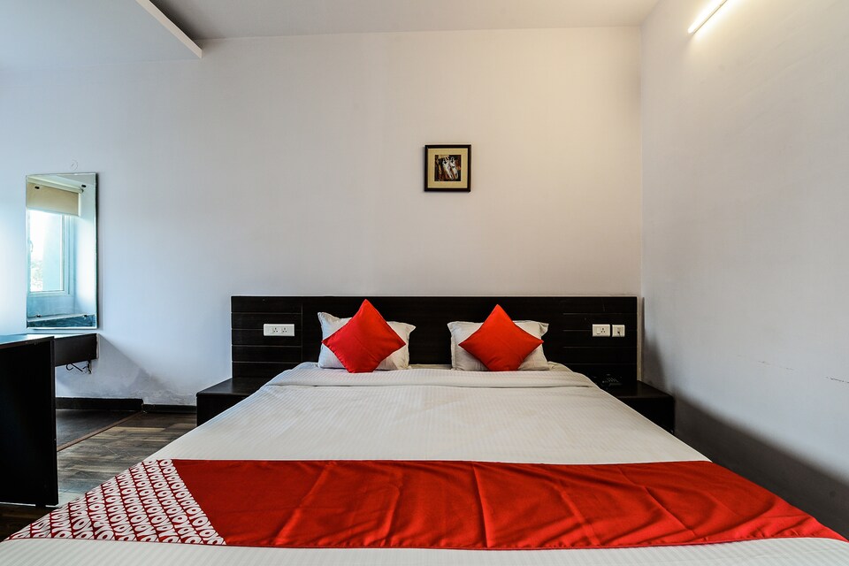 OYO 16633 Green City Club House, Gajuwaka Visakhapatnam, Visakhapatnam