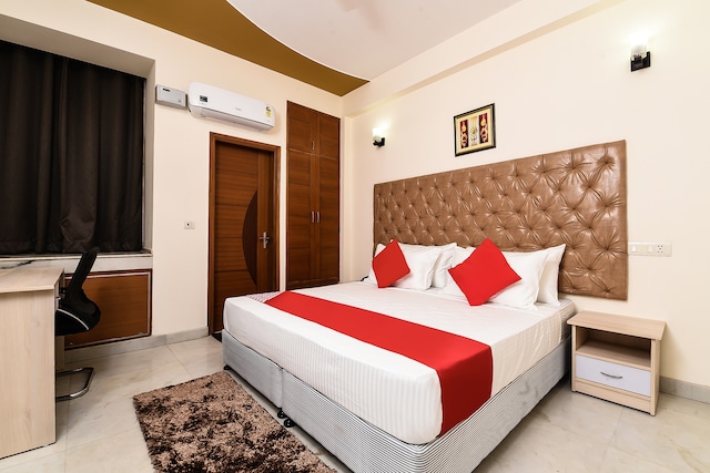 OYO The Oro Homes Near Nsez Metro Station