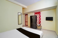 Hotel O  S STAYS 