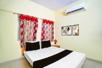 Hotel O  S STAYS 
