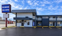 Richmond Inn & Suites Near Dayton I-70