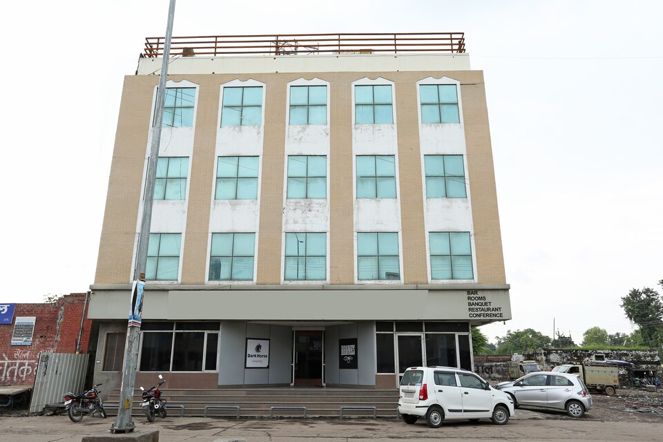 OYO 16647 Hotel Batra Palace, Ambala Cantt, Ambala