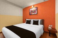 Clubhouse World Hotel Jakarta Bandengan