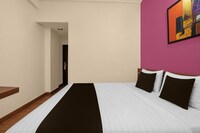 Clubhouse World Hotel Jakarta Bandengan
