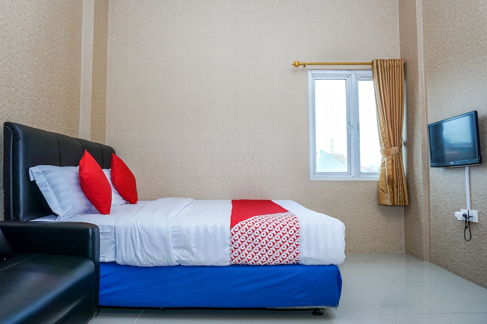 OYO 111 Grand Palace Resident, Tanah Abang, Jakarta