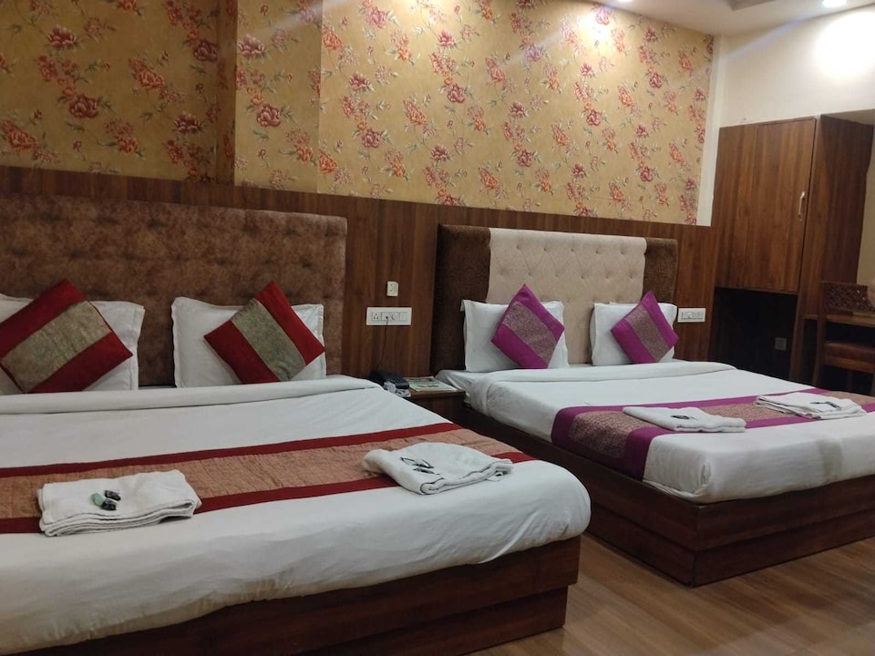 Hotel O Bless Inn, Golden Temple Road Amritsar, Amritsar