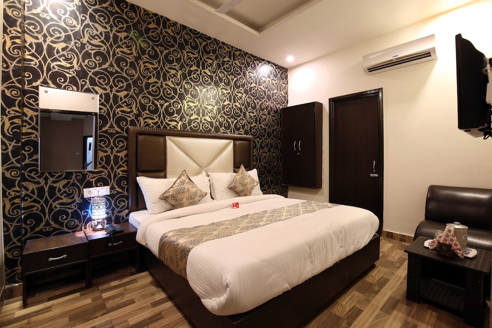 Hotel O CSJS International , Golden Temple Road Amritsar, Amritsar
