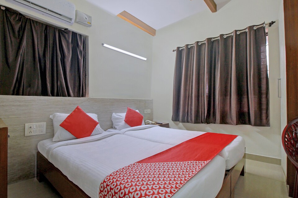 OYO 16662 Taj Residency, Bendoorwell Mangalore, Mangalore