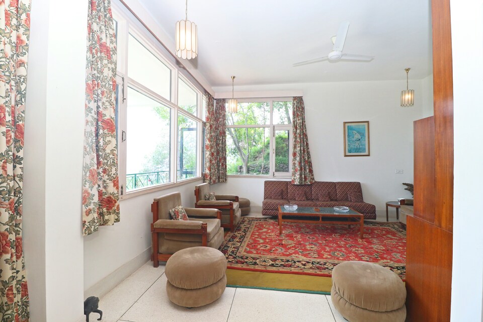 OYO Home 16680 Walnut Apartment 2 BHK, Dharampur Kasauli, Kasauli